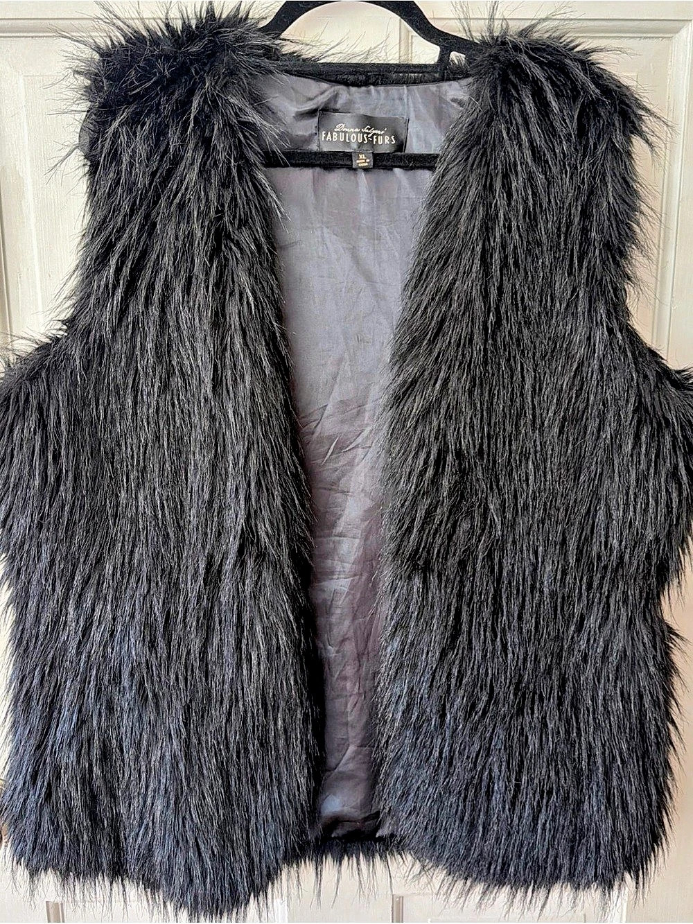 Women’s Donna Salyer’s Fabulous Furs Faux Fur Vest in Black Size XL